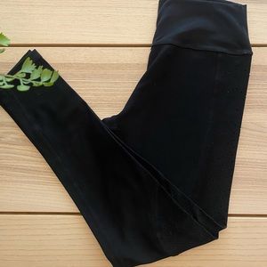 Til you collapse black long leggings.